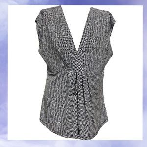 Michael Kors  size xlarge sleeveless dressy blouse